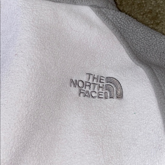 the north face gray / white small jacket - Picture 6 of 7